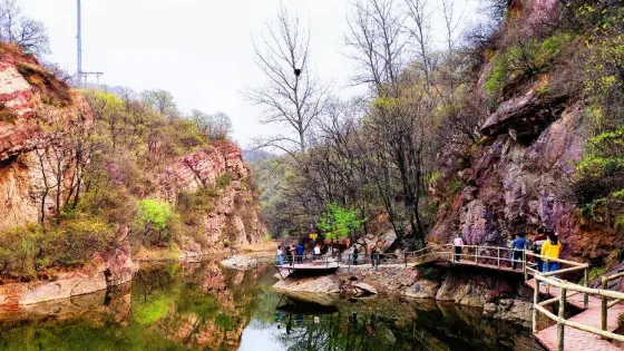浮戲山旅遊景區-紫龍峽景區