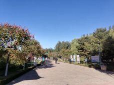 敕勒川公园-呼和浩特-不胖的胖妹妹