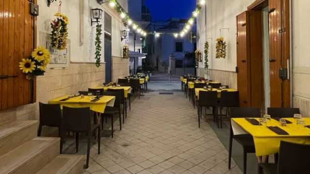 Pizzeria BIG BOY con forno a legna餐厅图片