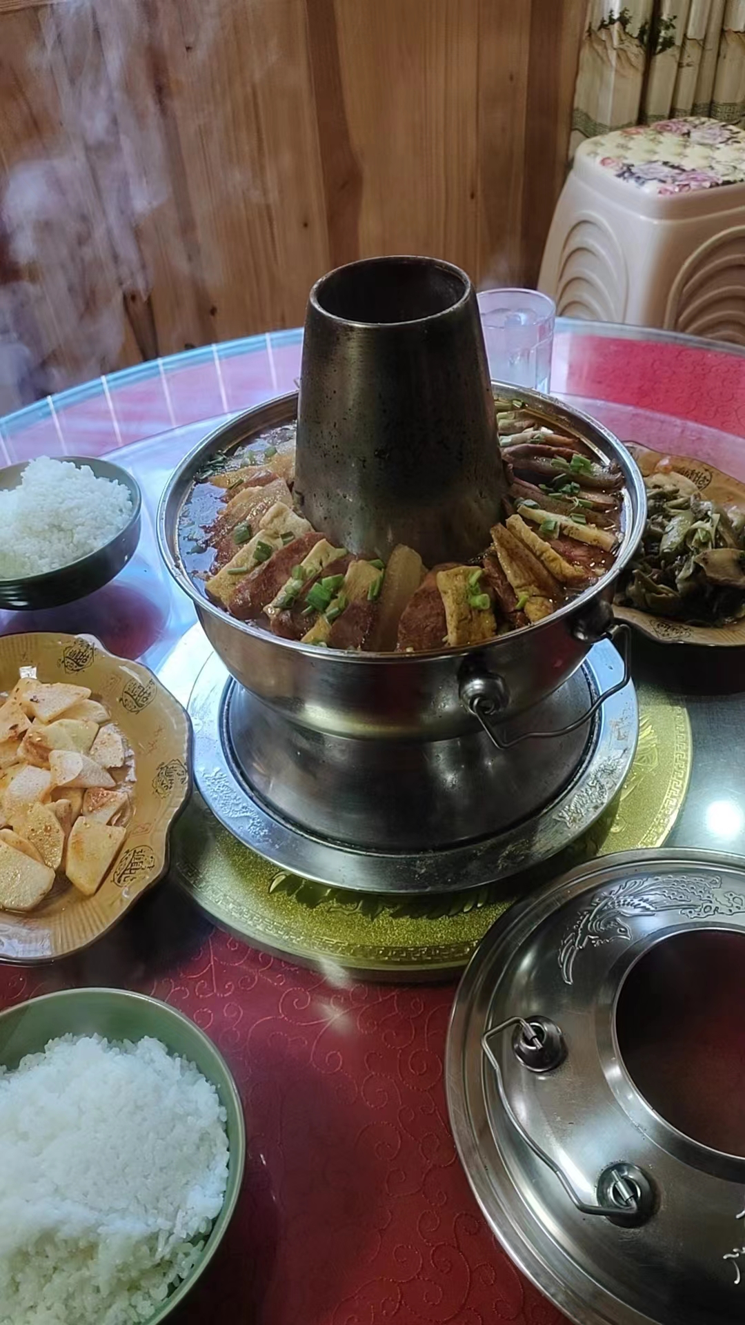 宝兴阿玛休闲驿站·餐厅餐厅图片