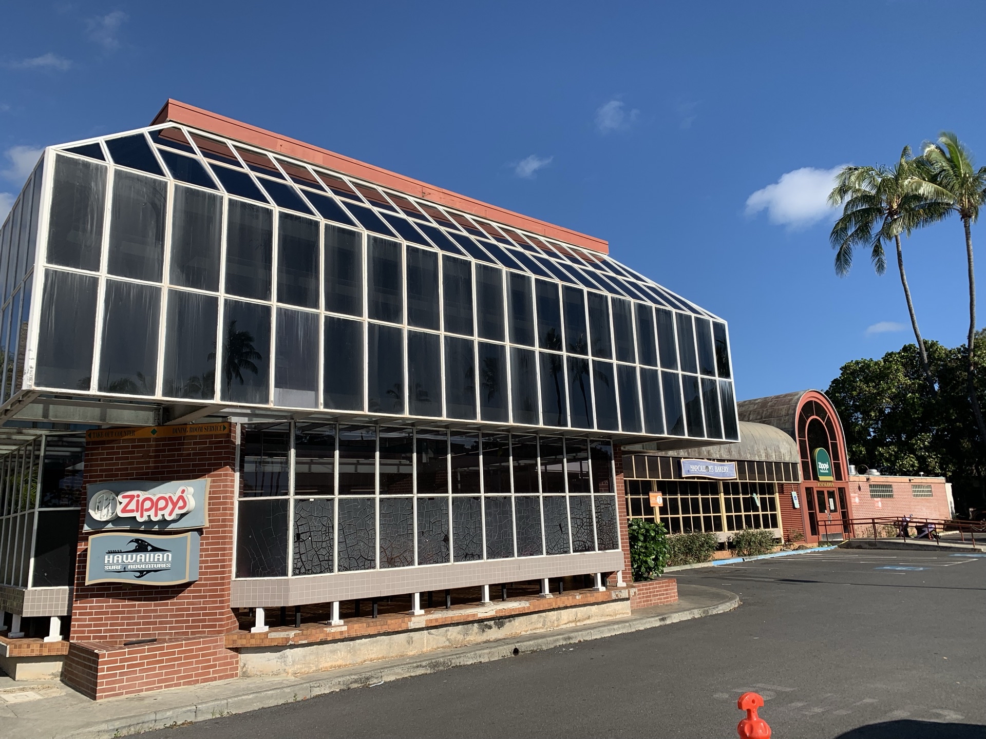 Zippy’s Koko Marina