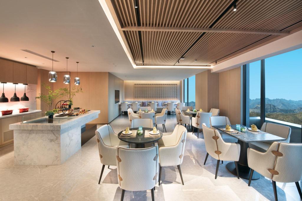 遵化金融街古泉皇冠假日酒店·仟玺全日餐厅餐厅图片