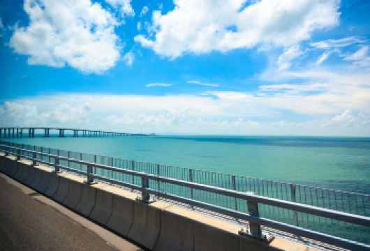 港珠澳大桥游半日游【坐金巴游港珠澳大桥@海底隧道【私家团】【私家小团丨小众玩法丨独立包车丨车型可选丨优选行程丨管家服务丨上门接送】