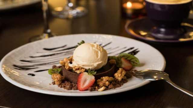 REBELLION BAR AND GRILL RESTAURANT餐厅图片