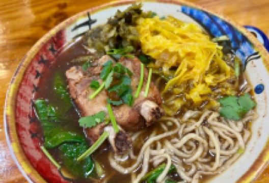 鑫鑫手打面美食图片