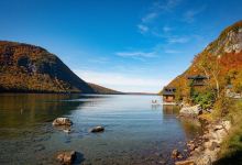 Miles Pond Public Beach景点图片