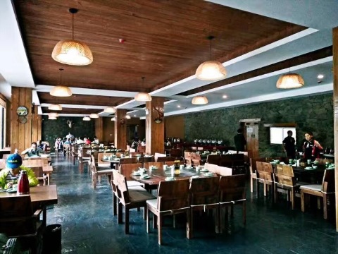 领头羊烤肉餐厅(贾登峪店)
