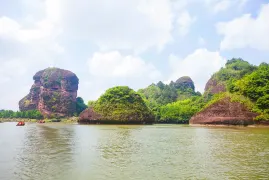 2-Day Yingtan Tour: Discover Longhu Mountains and Yingtan's Cultural Gems