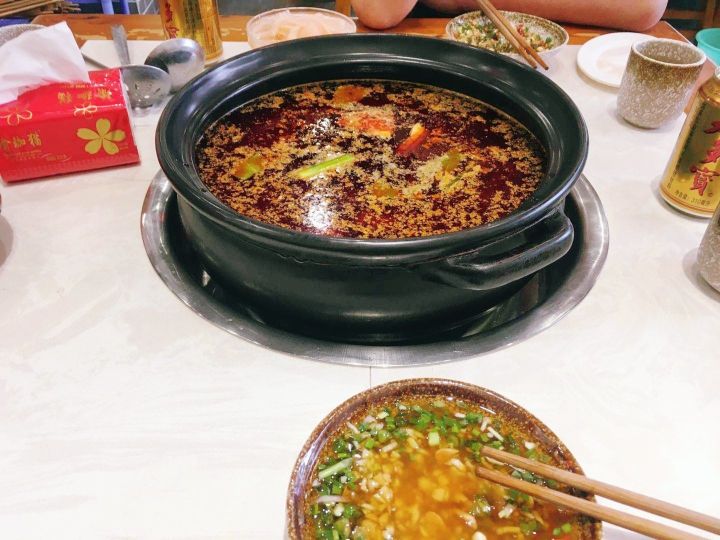 签和砂锅串串香(文井街店)