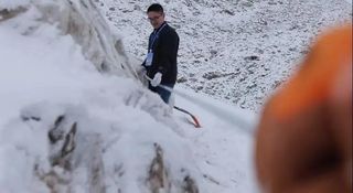 火上央视！全国首个冰川“盖被子”，达古这波操作有点牛！