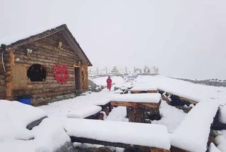 离城市最近的冰川喊你来耍雪了！银装素裹，约在成都周边最美的冬天！