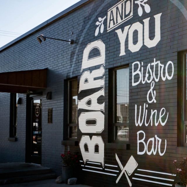 Board And You Bistro and Wine Bar餐厅图片