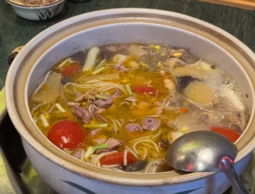 谢云贵清香水煮鸡(总店)