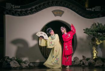 周庄一日游【一价全含/赠送景交/古镇旅游/1日游/早晚班】【官方票源：快速出票、无需排队、携带身份证直刷入院】