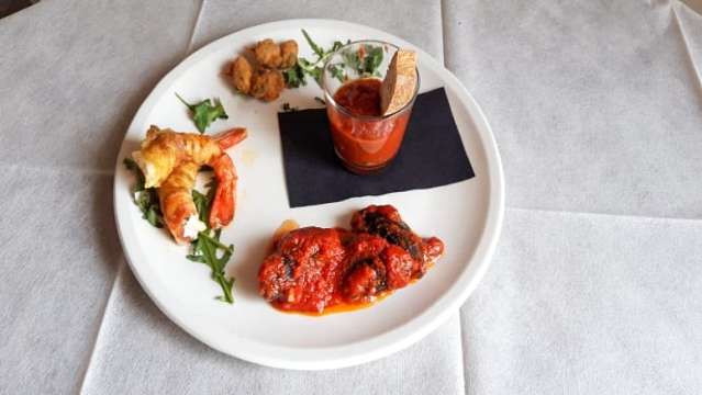 Pizzeria Con Ristorante Al Trincerone餐厅图片