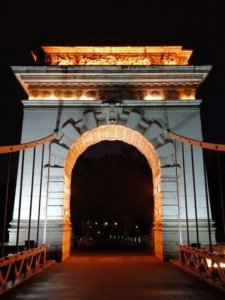 夜游桂林两江四湖,桥是最大的亮点,美得都想走一遍