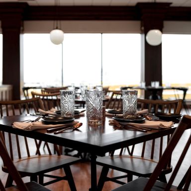 Dodie's Dockside