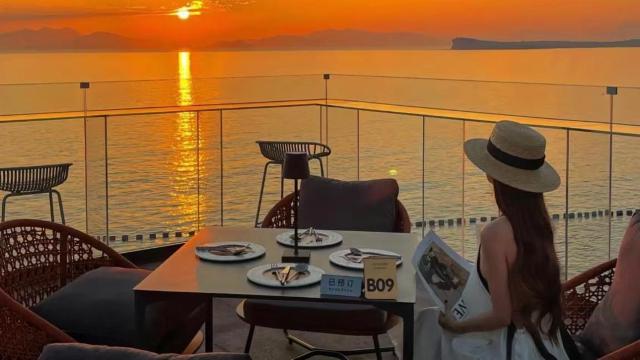 苫也暮悬崖海景餐厅