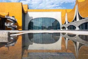 【金牌说】隋唐大运河博物馆讲解 3H 大咖讲师 VIP小团【[金牌导游讲师团]他们博古通今，幽默睿智，善于挖掘文物背后的故事，用有趣的方式还原历史真相；】