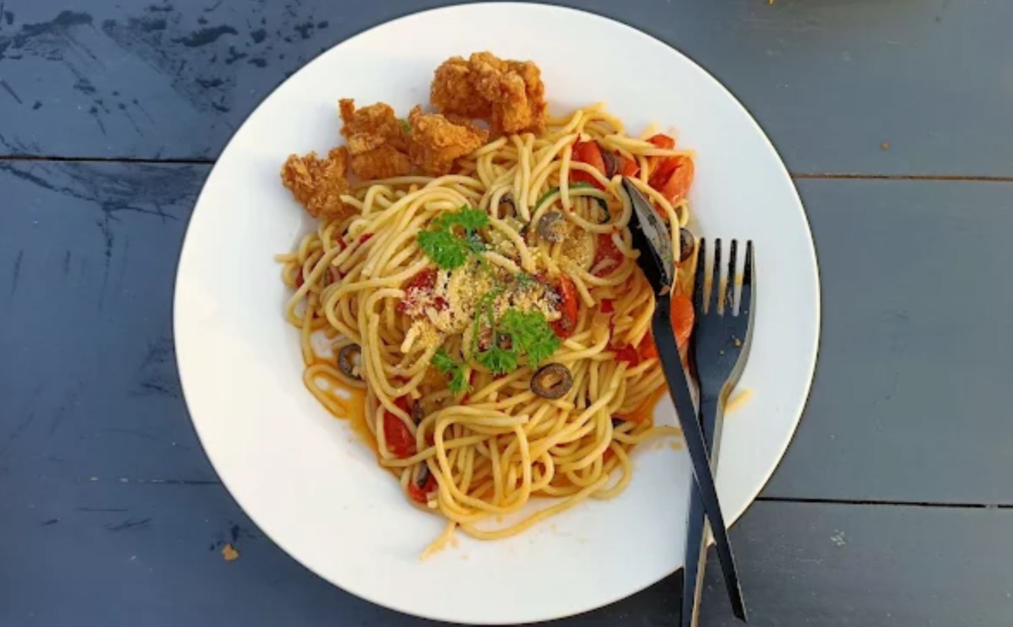 Next Level Koffie & Beachfront Bar