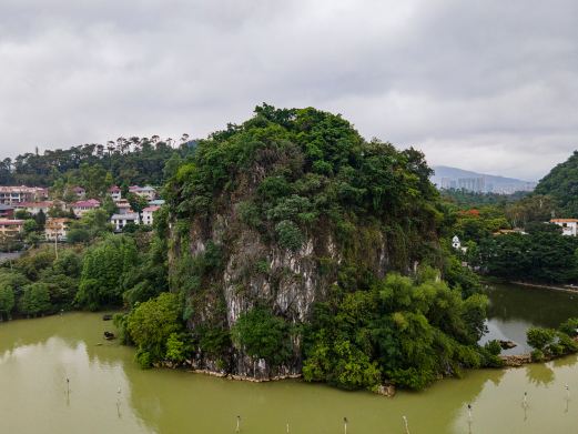 仙掌岩