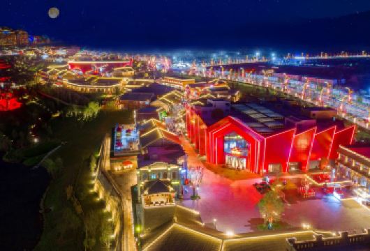 延安革命纪念馆+杨家岭旧址+枣园旧址+《再回延安》演出一日活动【精致小团，小车出行，无需太多等候】