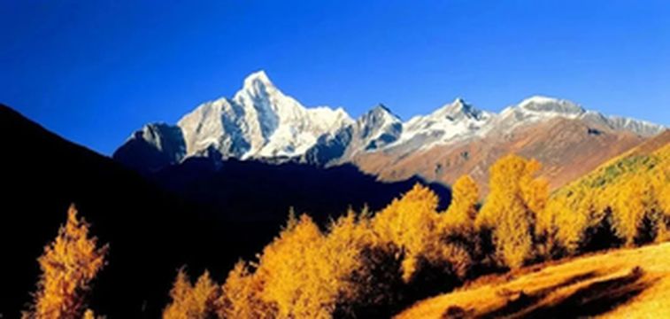 四姑娘山:以创建促发展,以服务强品质