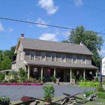 Arielle's Country Inn餐厅图片