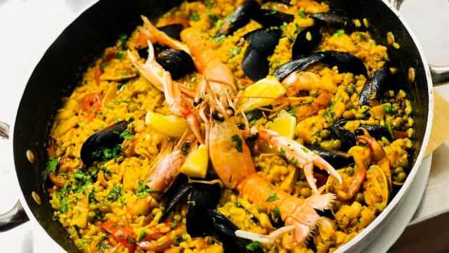 Feudo Delle Tre Virtu餐厅图片