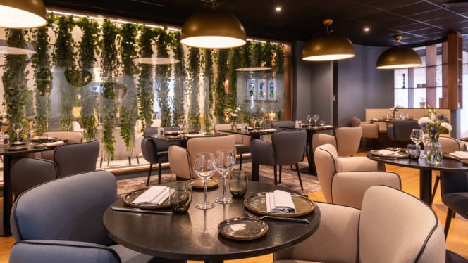 L'Amiraute Hotel restaurant