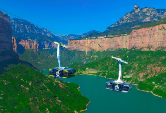 河南宝泉旅游区【宝泉崖天下】一日游【含门票】【景区交通车+索道+电梯+悬崖秋千+悬崖过山车必消100元自理】