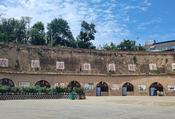 陕西黄河壶口+黄帝陵一日游【知青窑洞+延安旅行社+3人起发】【优质服务，纯玩无购物，收获旅途的快乐出行无忧。】