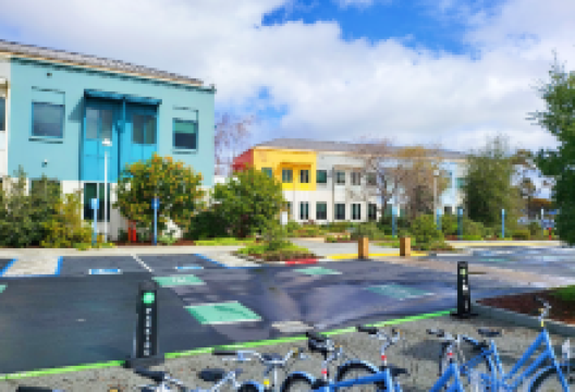 Facebook总部景点图片