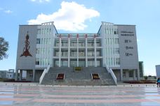 海南藏族自治州图书馆-共和-138****6433