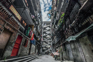 成都鸳鸯楼:极为破旧老楼房,折射上世纪的百姓生活!