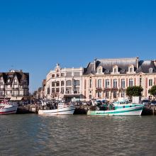 滨海特鲁维尔图片