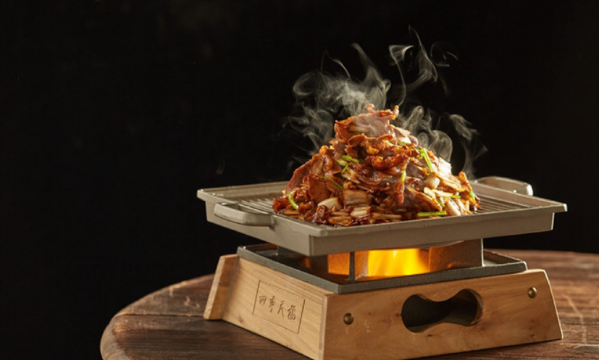 四季民福烤鸭店(外滩外白渡桥店)