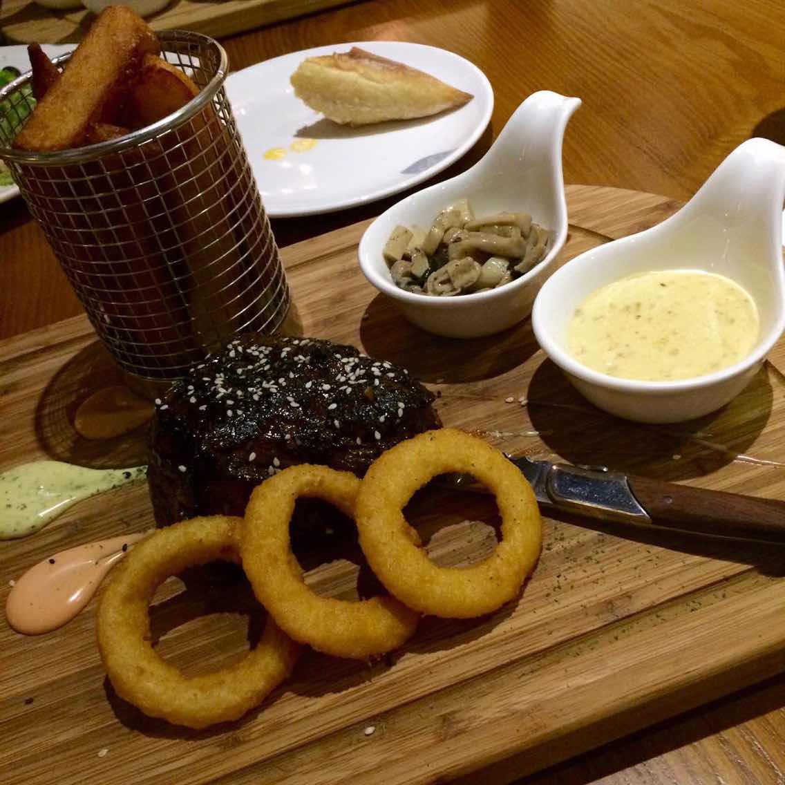 巴克赫斯特希尔Express Bbq & Fish Bar好吃吗,Express Bbq & Fish Bar味道怎么样,环境/服务好不好