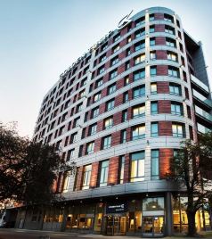 荷兰游记图文-郁锦香酒店 本土化进程中的“妙趣”体验