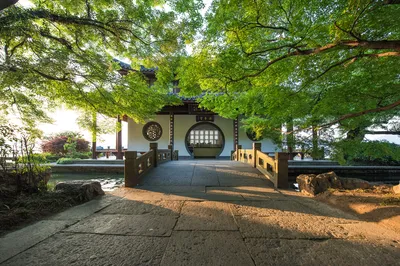 平湖秋月