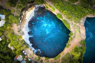 天神浴池（佩妮达岛）