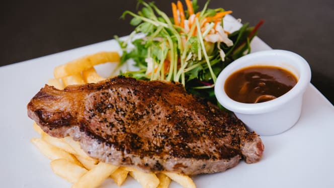 Ric O' Shea's - The Beaconsfield Hotel