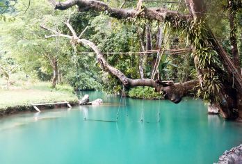 万荣+坦普坎溶洞&蓝色泻湖一日游【[[24小时中文客服在线协助服务][万荣城市嘟嘟车]]时间自由，根据您的时间要求出行。】