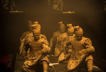 西安千古情+西安大唐芙蓉园一日游【打卡西安世博园/皇家园林】【一生需看的演出，开启一次寻找民族记忆之旅！】