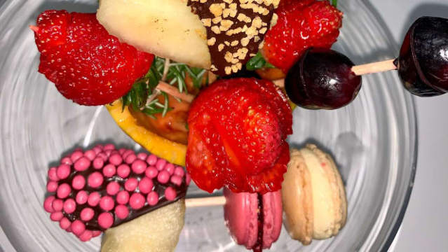 1556 Restaurante & Bar餐厅图片