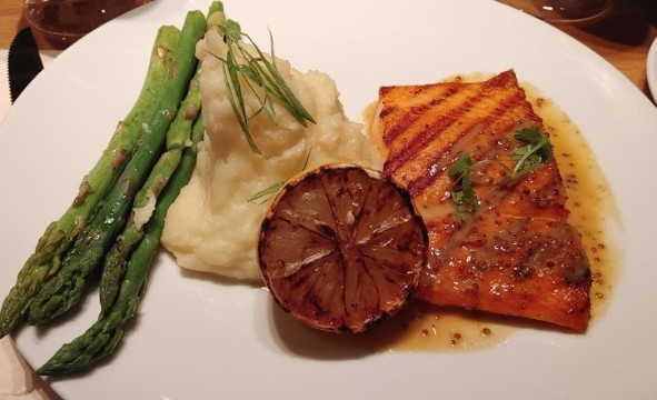 Cactus Club Cafe First Canadian Place餐厅图片