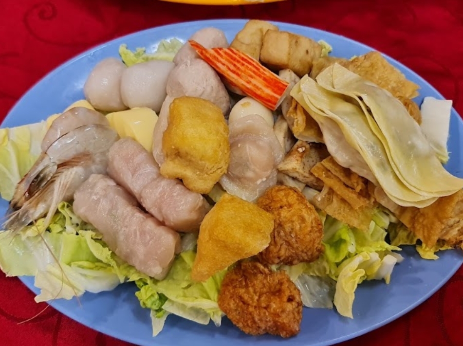 一品味海鲜火锅 Ee Ping Steamboat Restaurant