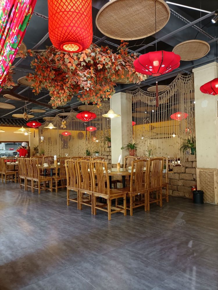 一家人餐厅图片