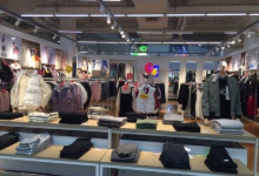 百货大楼家具广场(解放路店)购物图片