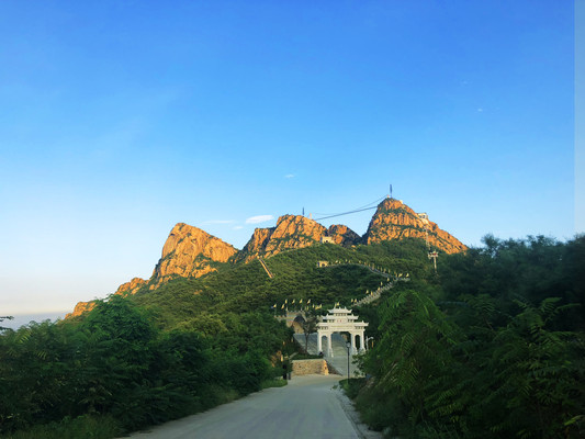 崎岖山路若苍龙——路走龙形黄金寨之二